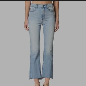 Hidden Front curve hem flare distressed jeans